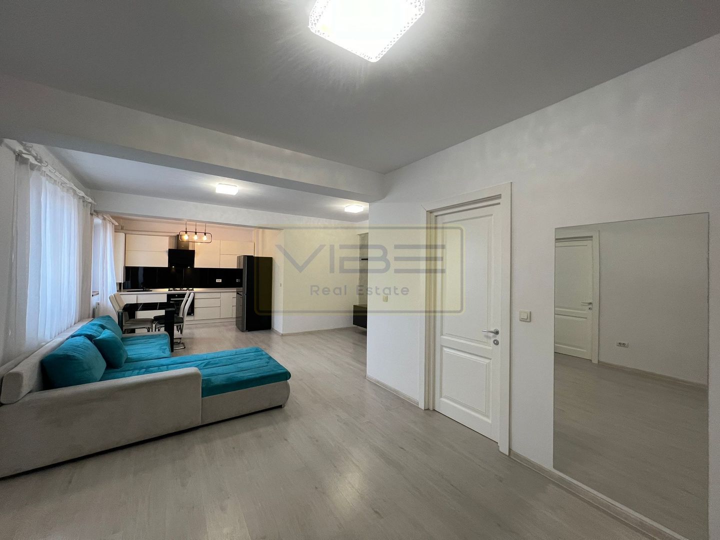 Apartament 2 camere mobilat/intabulat  Galata -  1km Belvedere - Poză 6