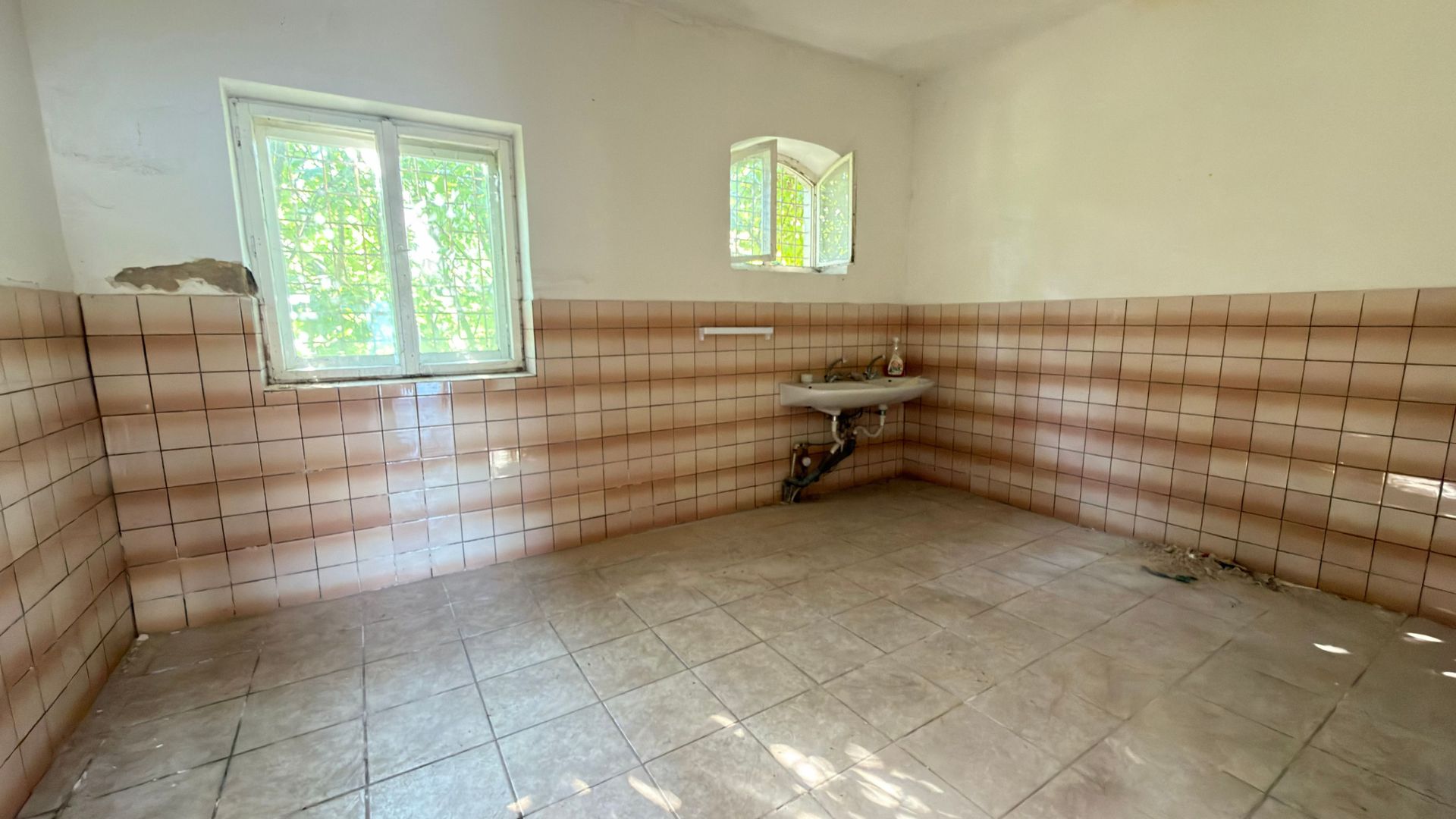 Casă Centrală 6 incăperi Str. Iuliu Maniu - Carei - Comision 0% - Poză 9