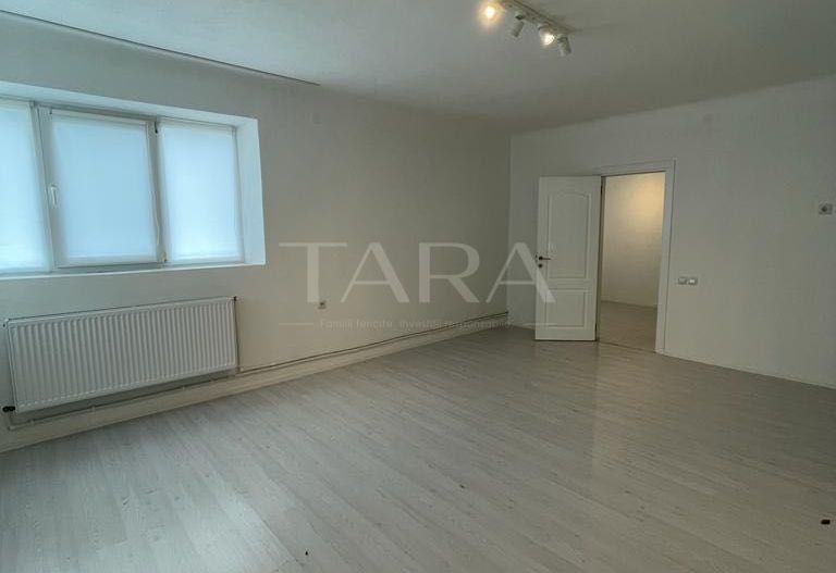 Andrei Mureșanu, Piața Engels. Vanzare apartament cu 1 camera. - Poză 1