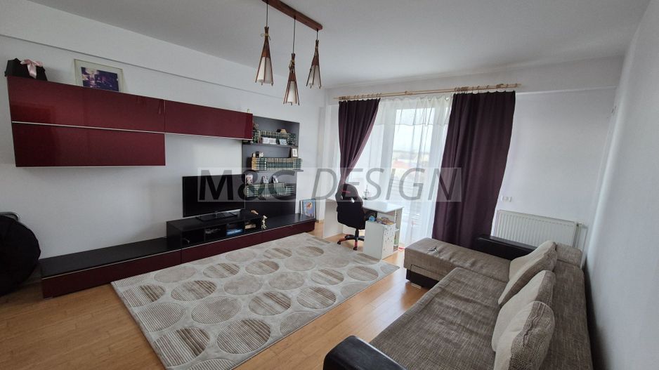 Vand apartament 2 camere - Poză 1