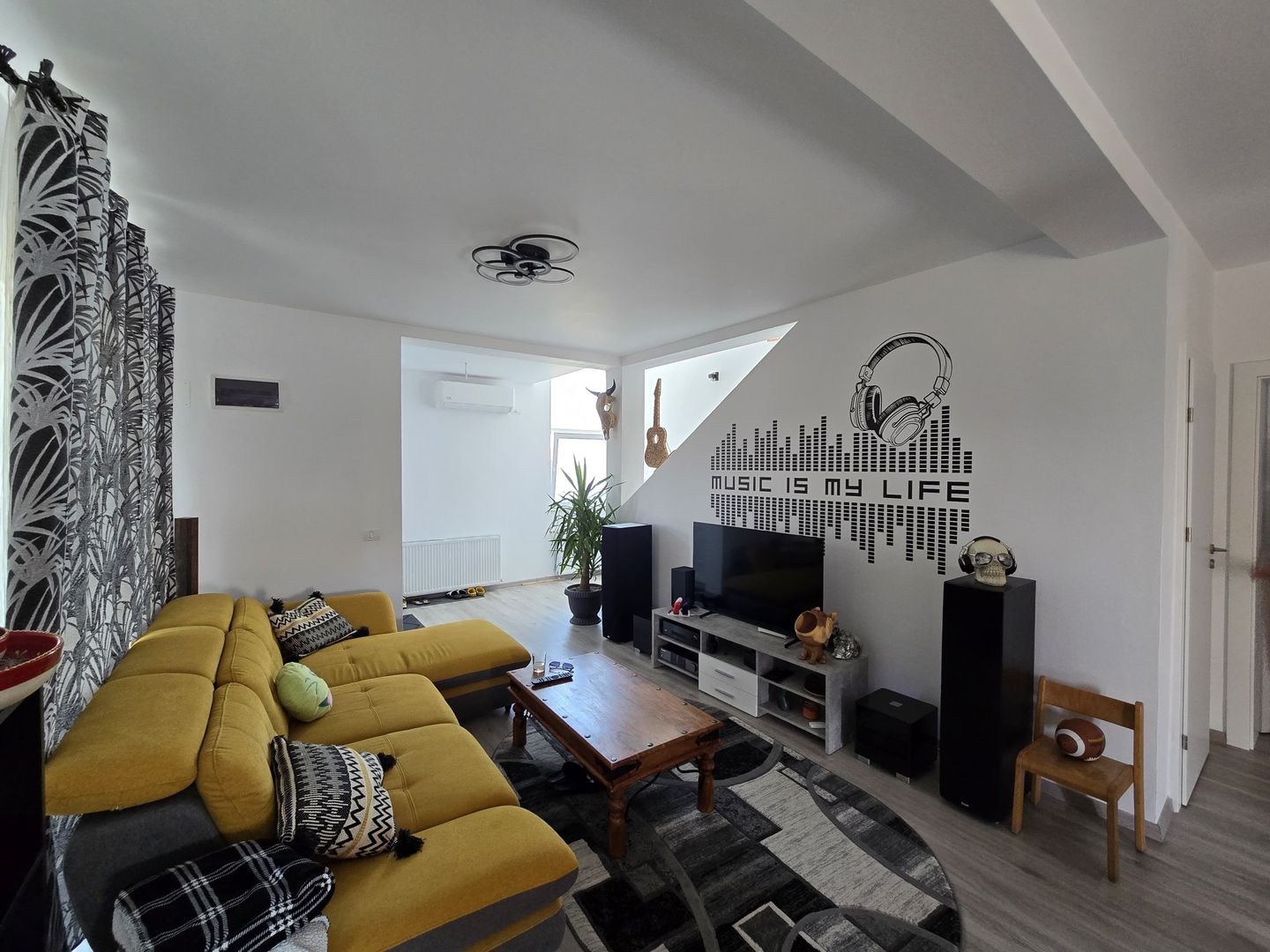 Sanandrei, Duplex pe Etaj, Proiect Modern, Desp prin camera Tehnica. - Poză 4