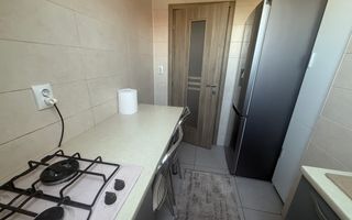 Apartament 2 Camere Decomandat 5 min de Palas Mall - Poză 3