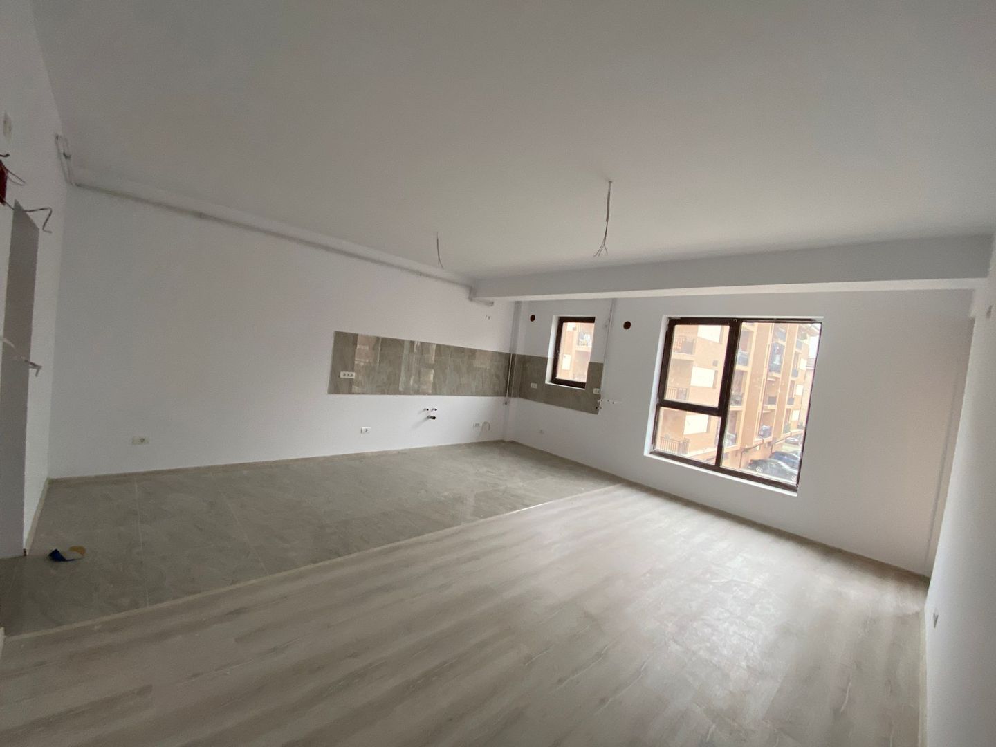 Giroc-ESO | Apartamente de 2 si 3 camere| Bloc cu lift - Poză 2