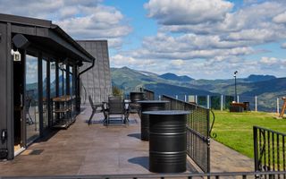 Afacere de vanzare, 2 cabane+sala de evenimente, la cheie, Apuseni! - Poză 22