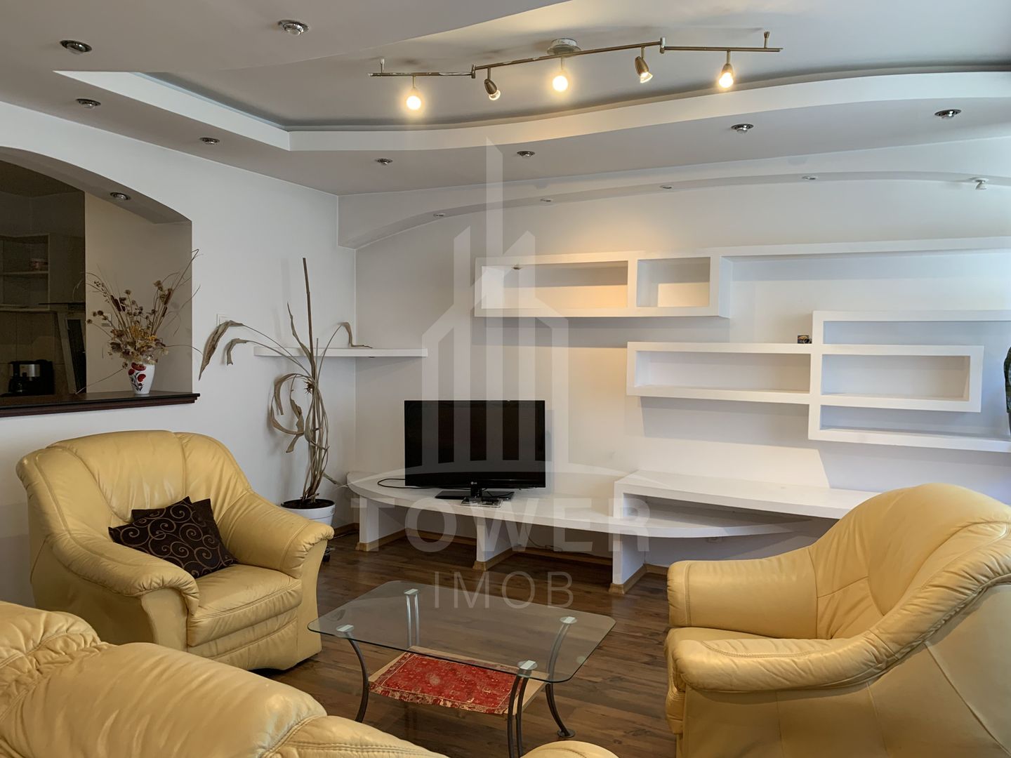 Apartament 2 camere de închiriat - Poză 1