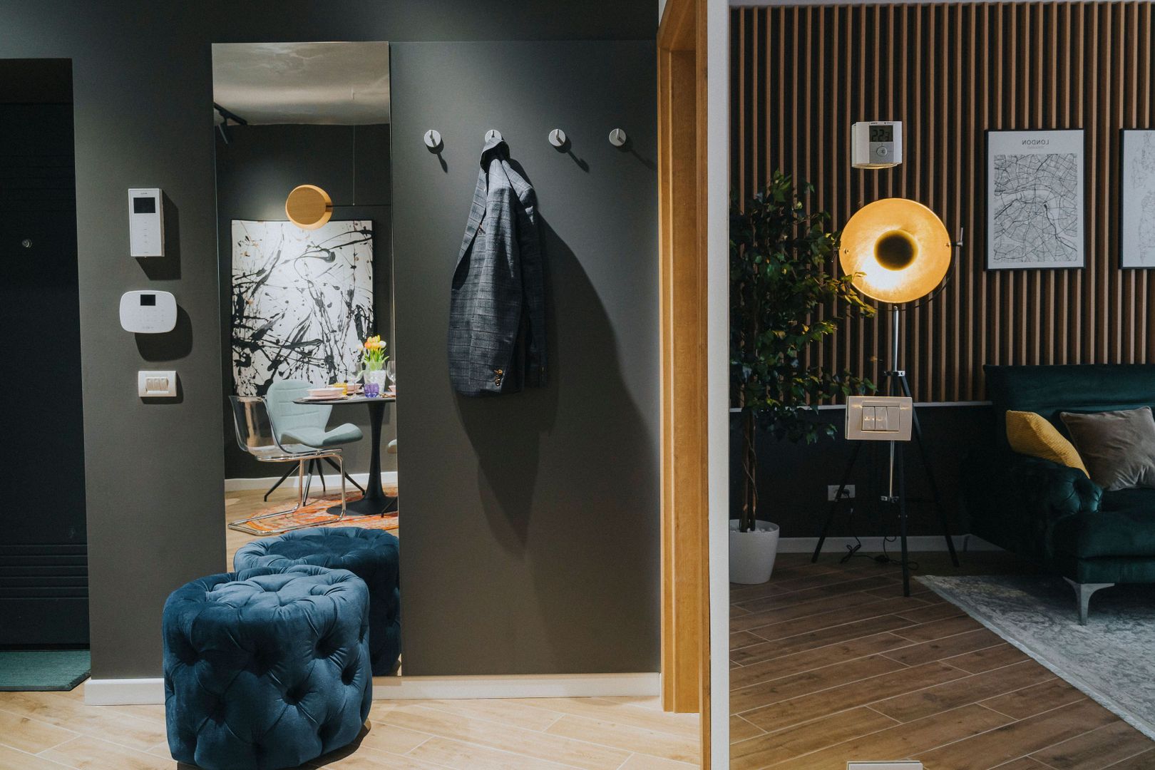 2 camere, ultracentral, Oradea. 185 000 E + TVA. Comision 0 - Poză 8