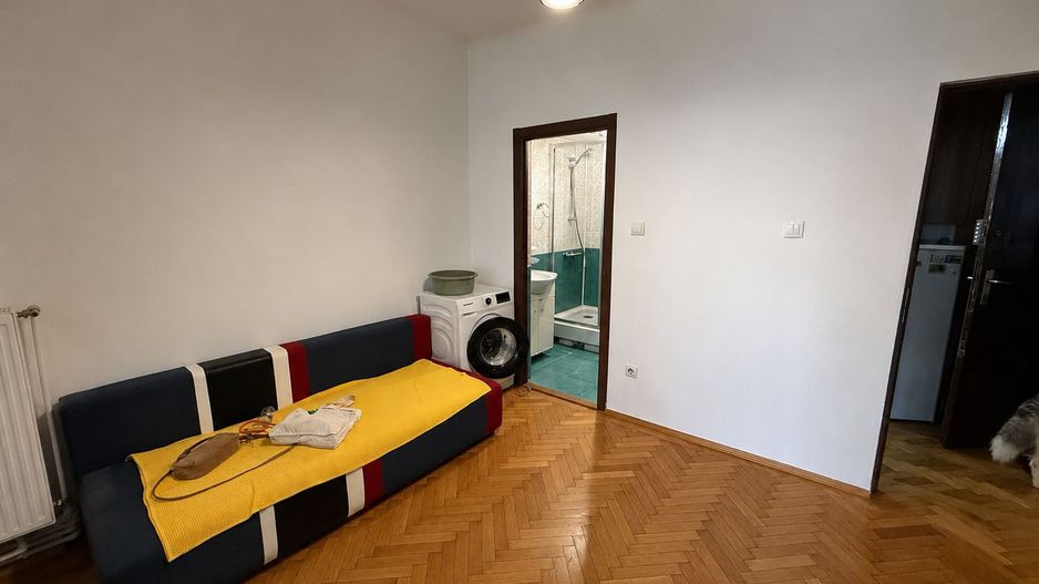 VANZARE Garsoniera in zona Unirii - Poză 6