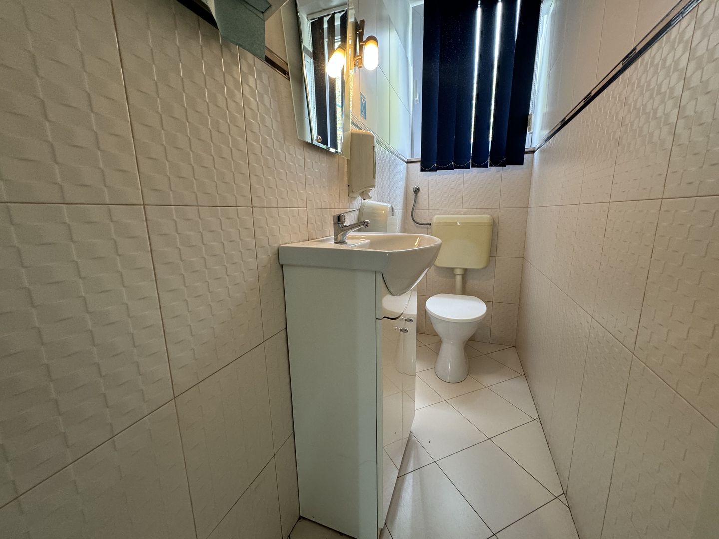 Clădire Multifuncțională de Vânzare în Târgu Mureș, Zona Gării - Poză 16