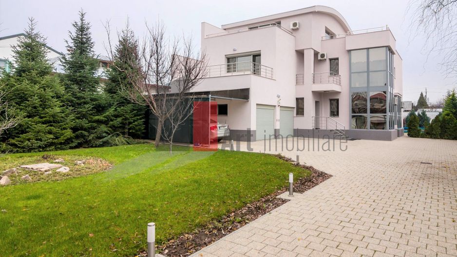 Vila luxoasa cu piscina si curte generoasa - Pipera - Poză 1