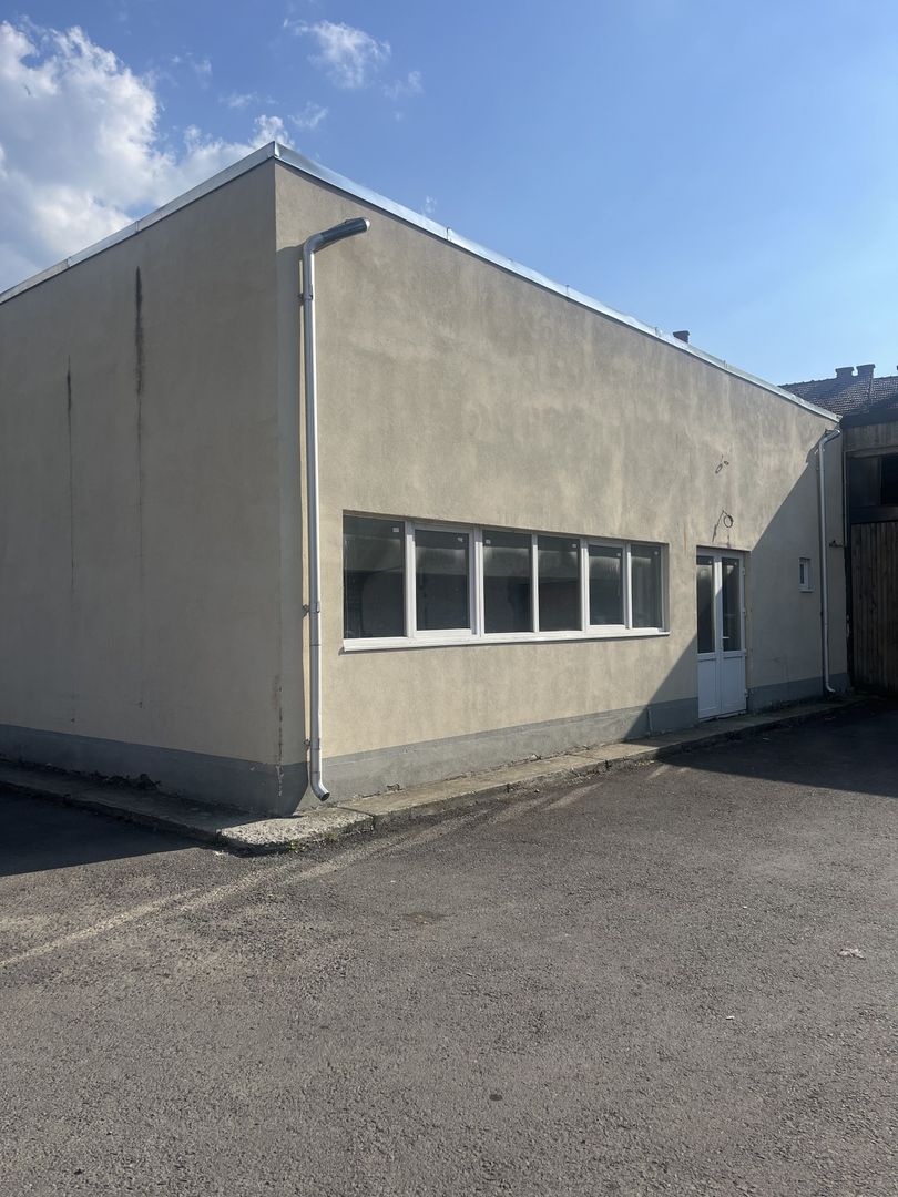 Spațiu comercial premium de închiriat ,190mp,centru  Covasna. - Poză 4