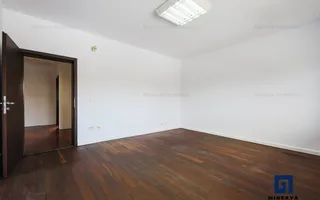 Inchiriere vila birouri 6 camere, parcare minim 15 auto - Poză 14