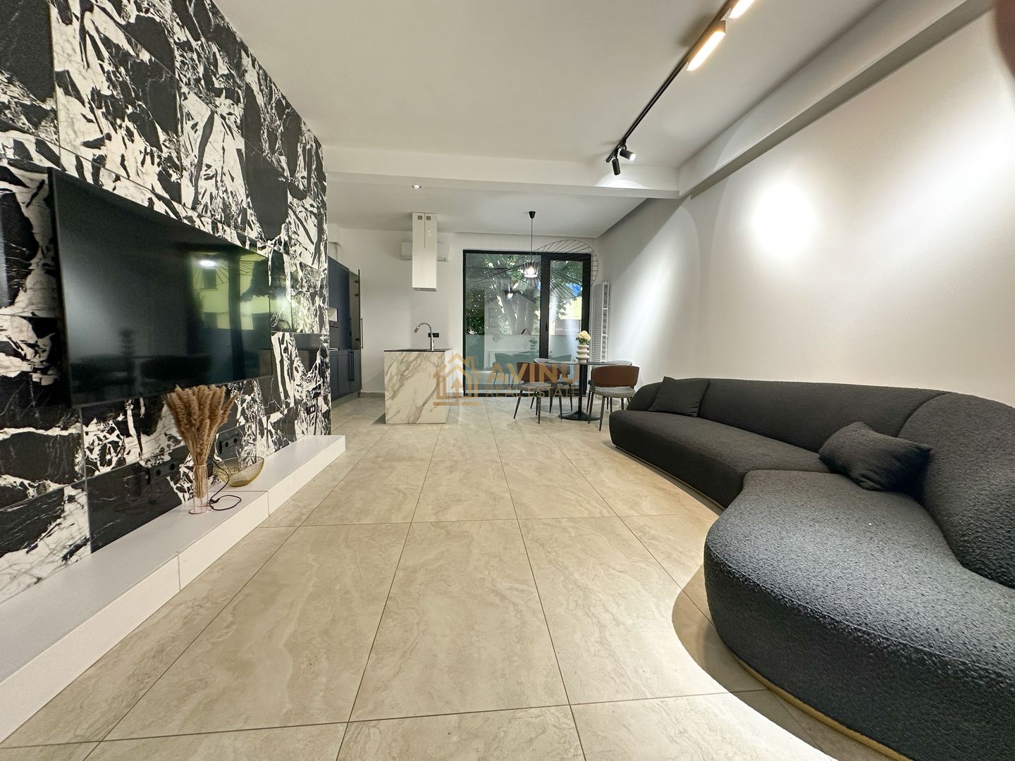 Apartament 3 camere - 120mp - Domenii - Metrou 1 Mai - Parcare 0% Comi - Poză 1