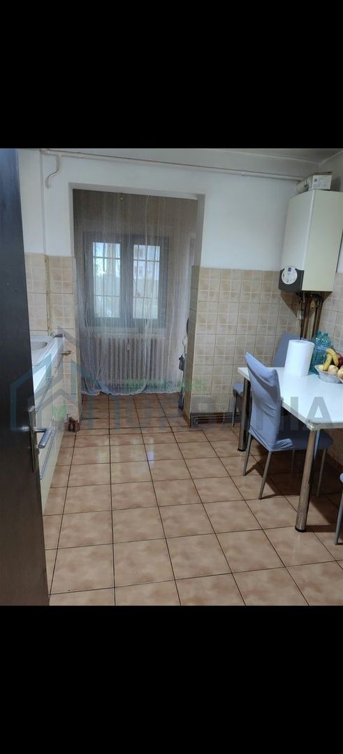 Apartament 3 camere, 80 mp, zona Podul de Piatră, mobilat și utilat - Poză 6