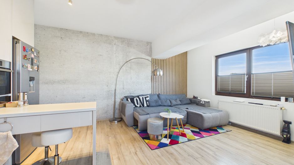 Apartament cu 3 camere de vanzare, centrala proprie - Mihai Bravu - Poză 3