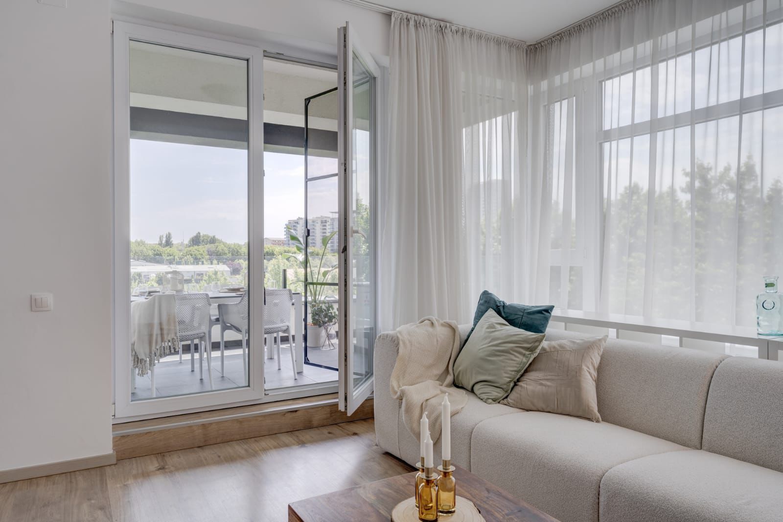 3 camere | 2 locuri parcare | boxa Laguna Residence - Poză 26