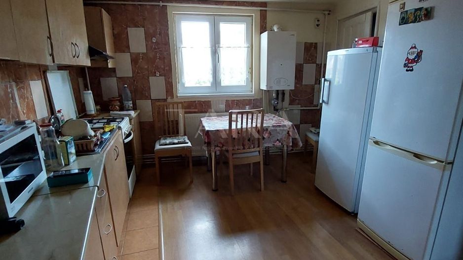 Casă cu potențial în Gruia – 4 camere, pod generos, zonă liniștită! - Poză 2