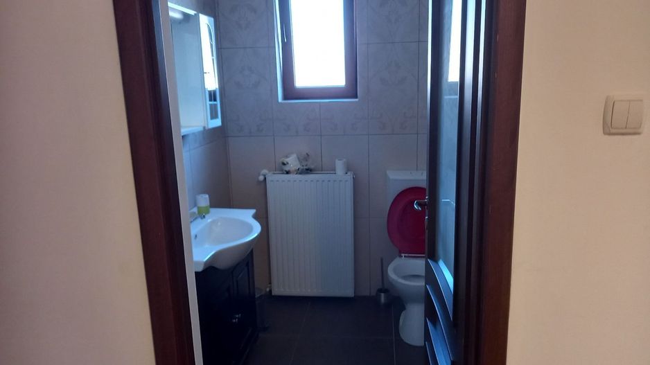 BRASADAS vinde casa in zona TITULESCU cu 5 camere si teren 350mp - Poză 4