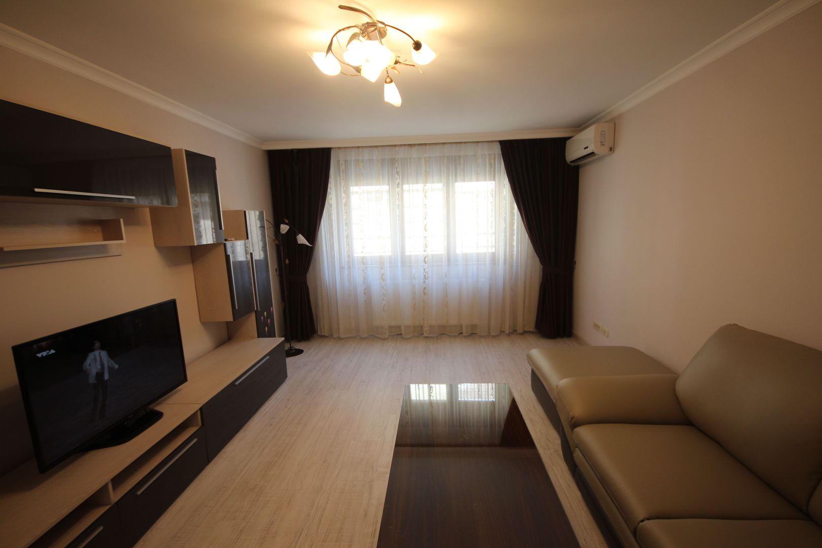 Ultracentral/Piata Unirii - Poză 1