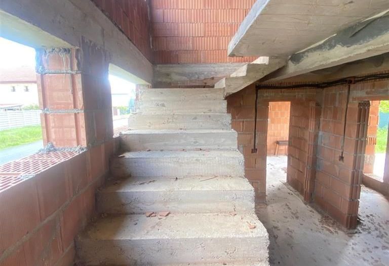 Sacalaz casa la rosu - Poză 8