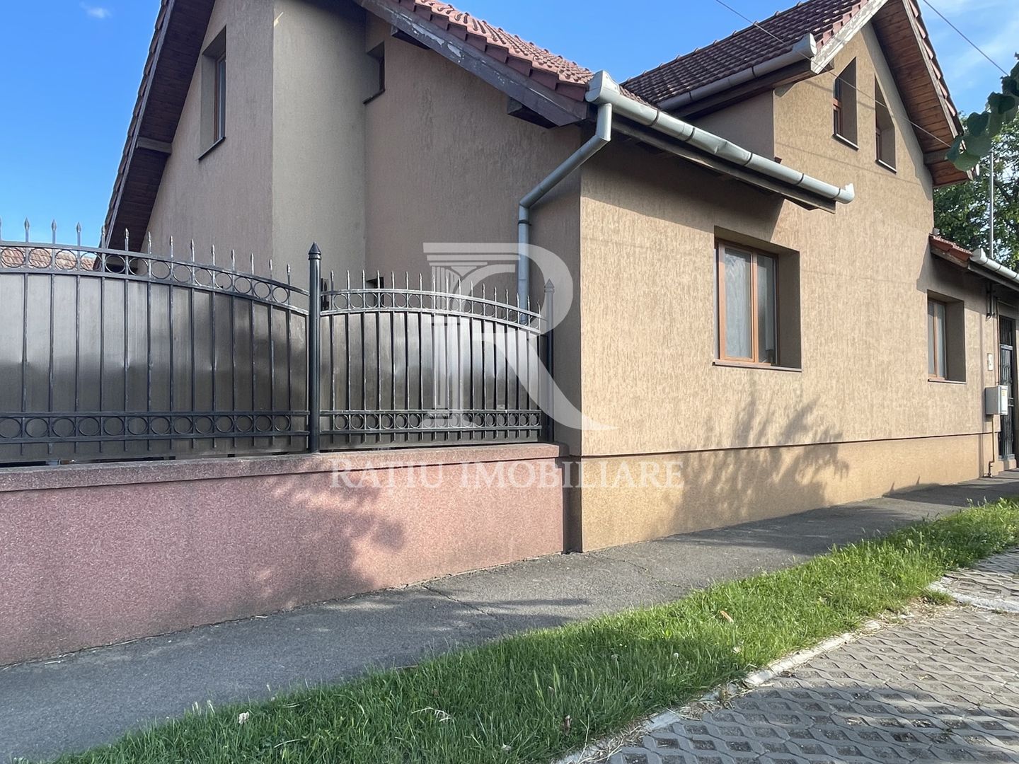 Casă de închiriat | Dublu front stradal | Iosia | Oradea - Poză 16