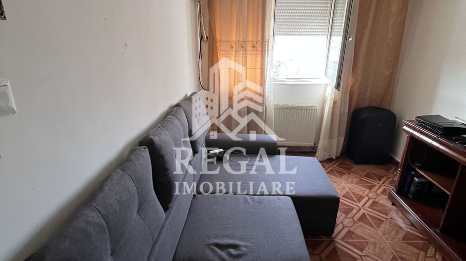 Apartament de vânzare – zona Micro 6 - Poză 1