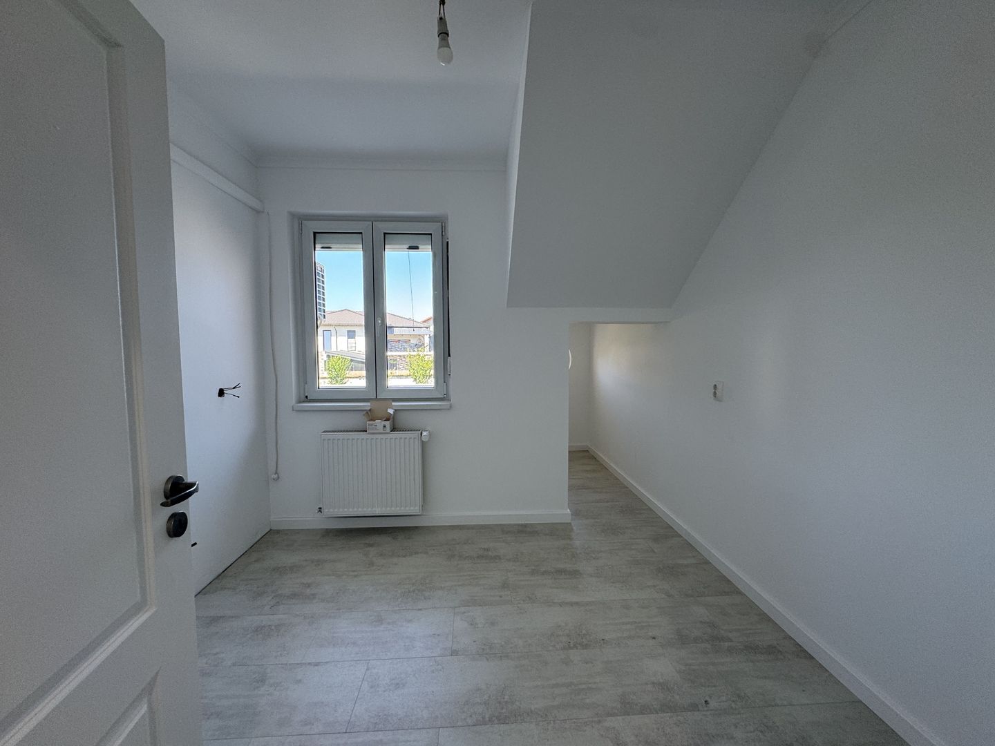 Apartament nr.16 cu 2 camere, boxa si parcare incluse in pret - Poză 18