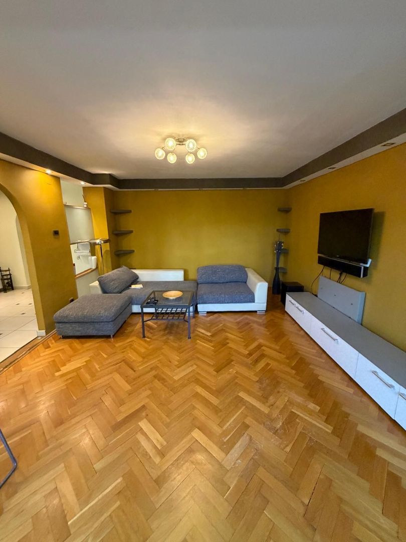Girocului-Lidia | 3 Camere | Etaj 1 | Centrala proprie | Boxa - Poză 1