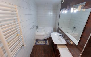 Vânzare, 3 dormitoare + living, str. Vasile Alexandri, Centru - Poză 13