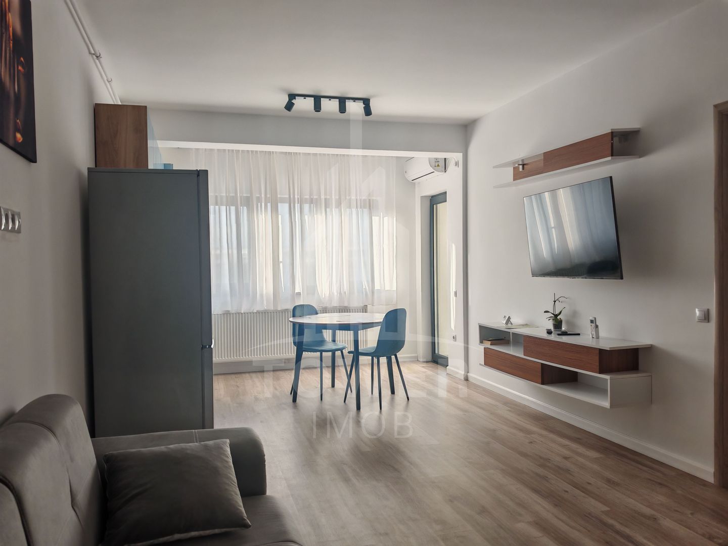 Apartament de închiriat 2 camere modern in Turnișor! - Poză 2