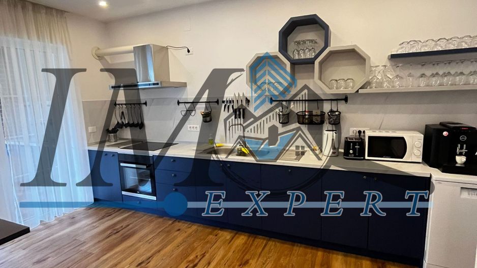 Casa - Pensiune de vânzare pe Transalpina in Sugag - Poză 3