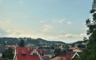 Apartament in casă, într-o zonă exclusivistă, priveliște deosebită. - Poză 3