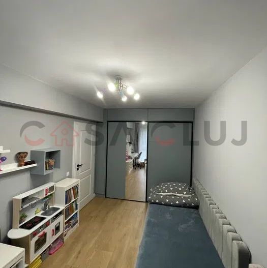 3 camere, bloc nou, etaj intermediar - Poză 8