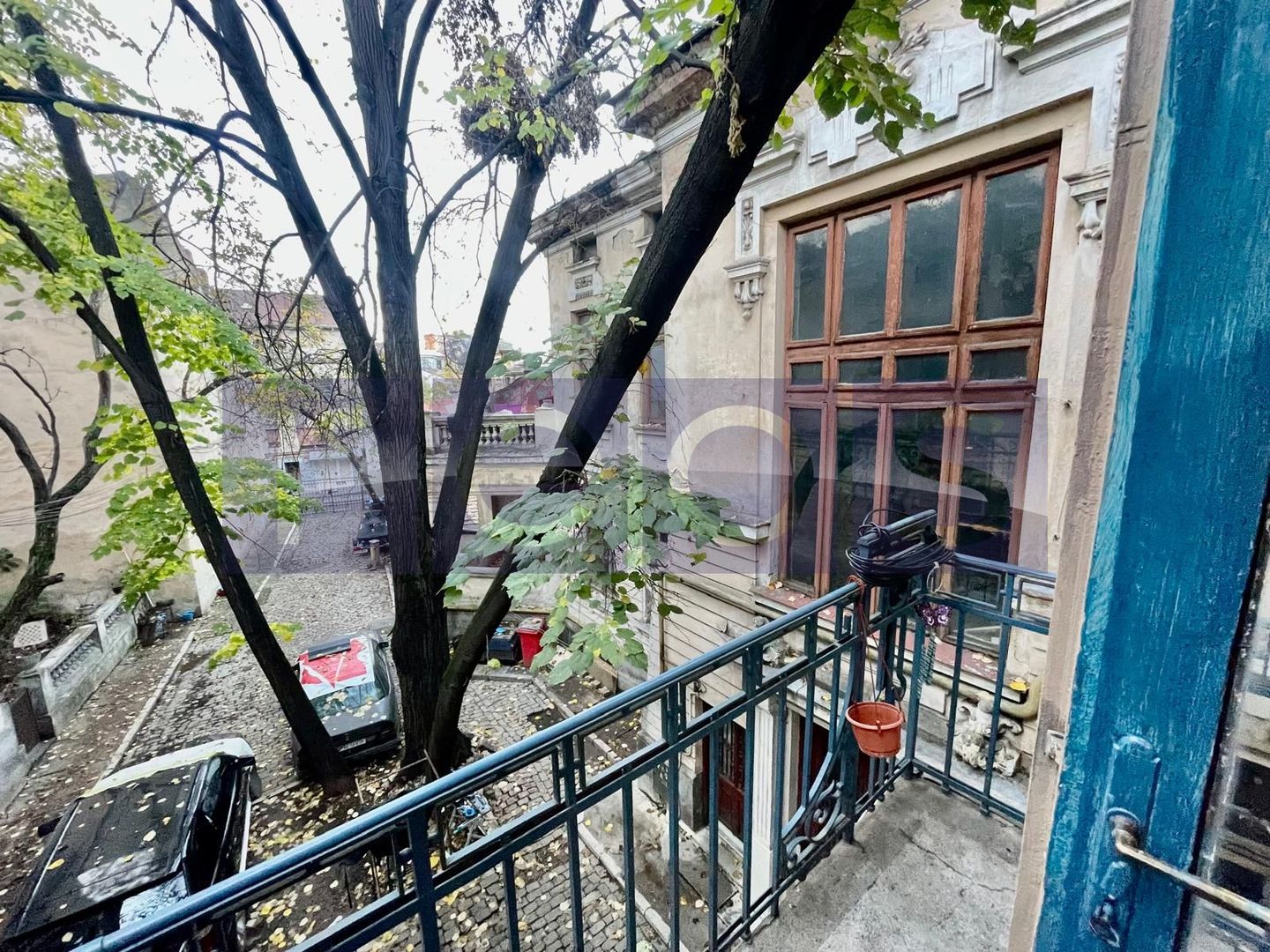 VANZARE APARTAMENT 2 CAMERE VILA INTERBELICA PARCARE PRIVATA UNIRII UNIVERSITATE - Poză 1