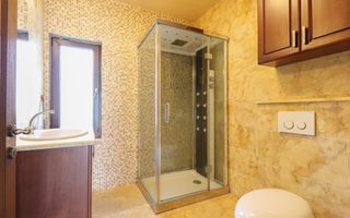 Casa deosebita cu teren de 900mp in cartierul Faget - Poză 19