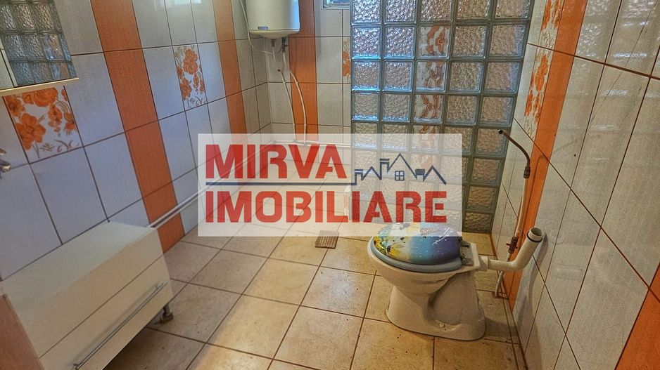 Exclusivitate! Casă cu teren generos în Sat Olteni, Com.Teișani - Poză 34