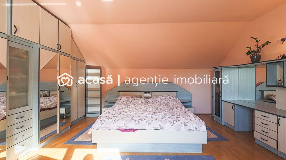 Vilă cu 6 camere în zona rezidențială - Poltura - Poză 5