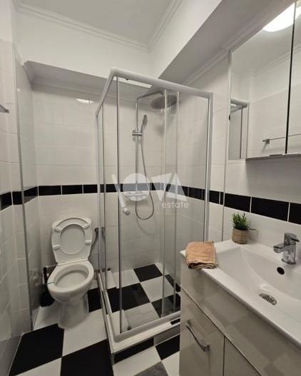De vânzare: apartament 2 camere- Piata Romana lângă Metrou - Poză 7