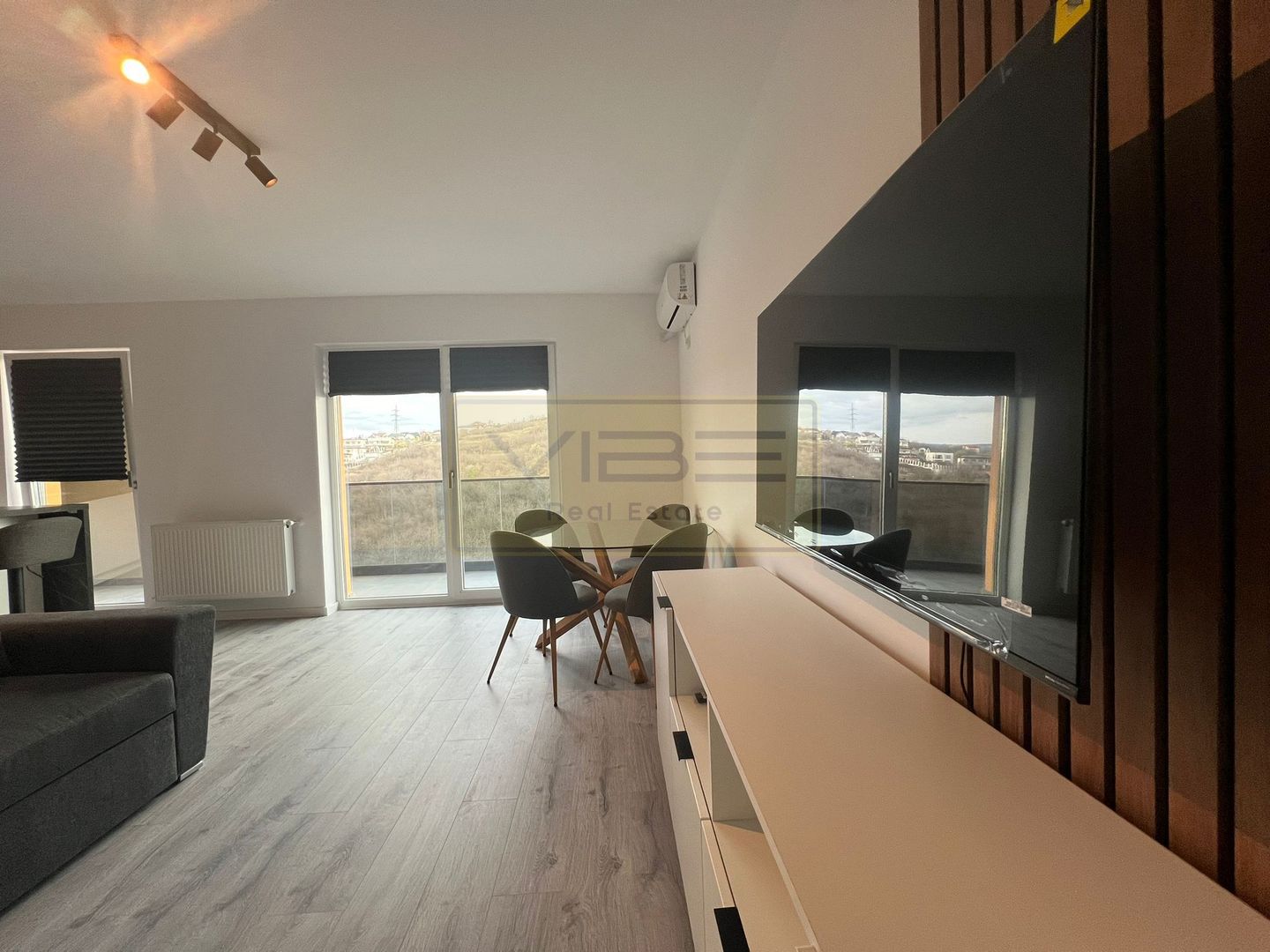 Apartament 2 camere NOU Poitiers Towers - Poză 18