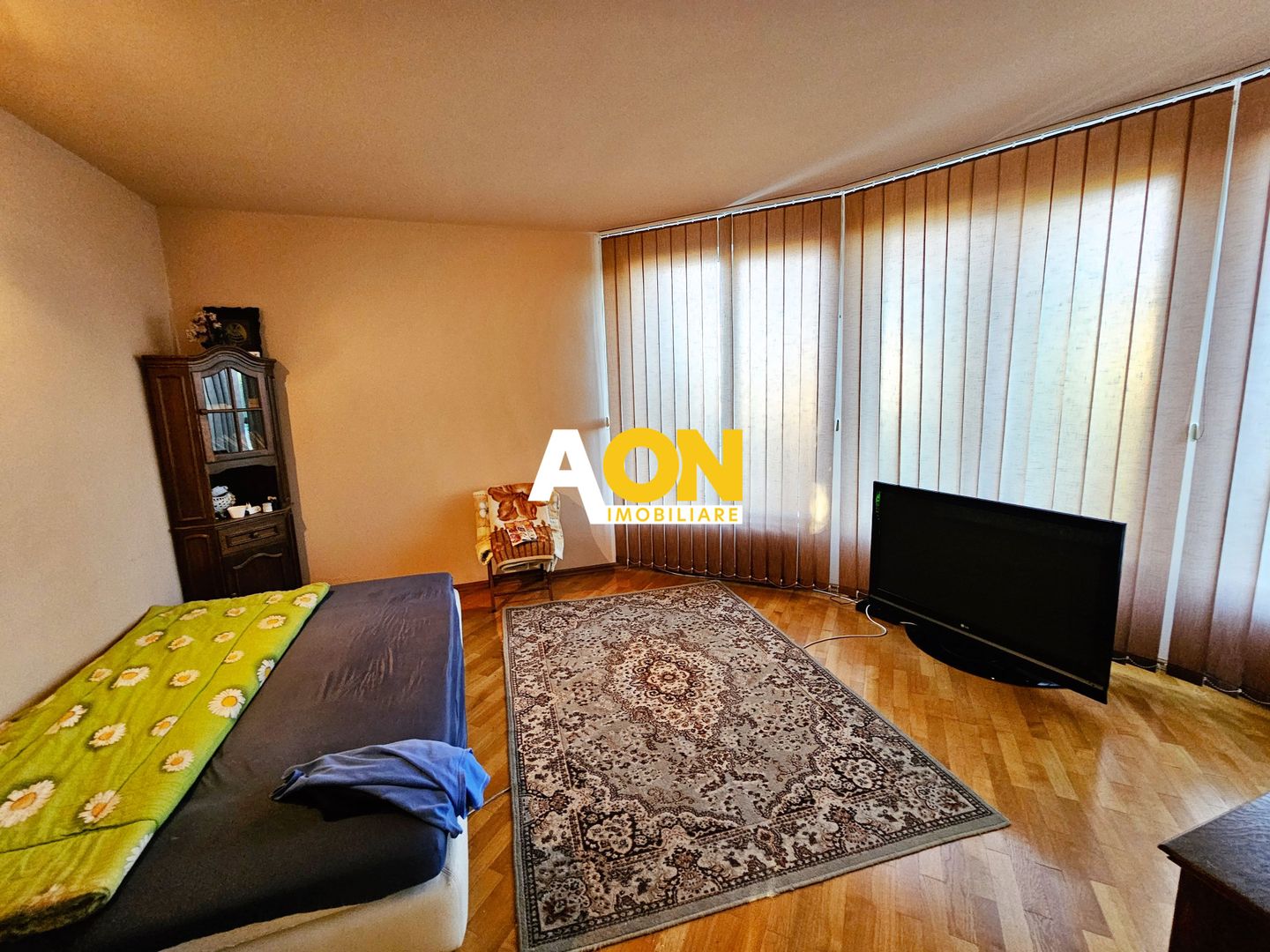 Casa 8 camere, S+P+1, teren 1377 mp, zona Schit - Poză 9