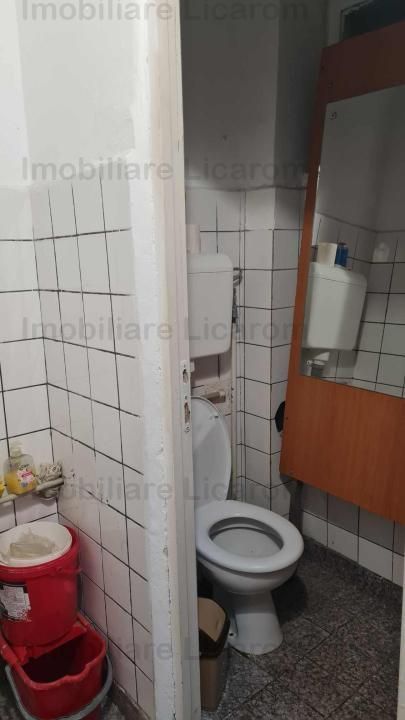 Spatiu comercial Piata Astra intrare din Uranus, VAD COMERCIAL - Poză 1