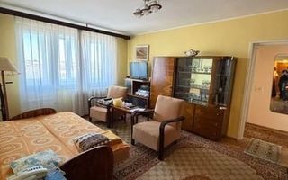 Apartament 3 camere  in zona centrala - Poză 2