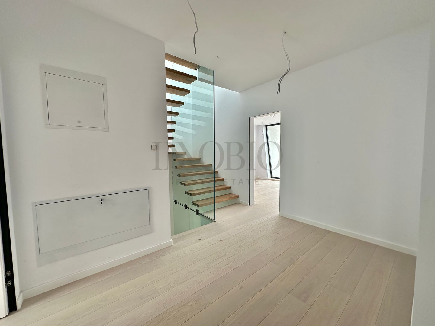 Vila 5 Camere | Rooftop Pool | Smart Home - Poză 8