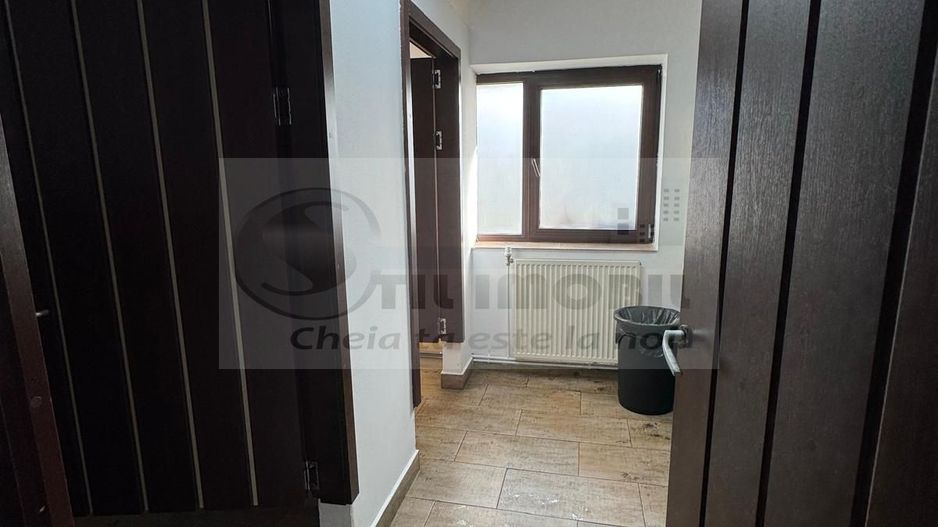 Spațiu 300mp + curte - parter, vizibilitate excelenta - CUG - 3.000€ - Poză 12