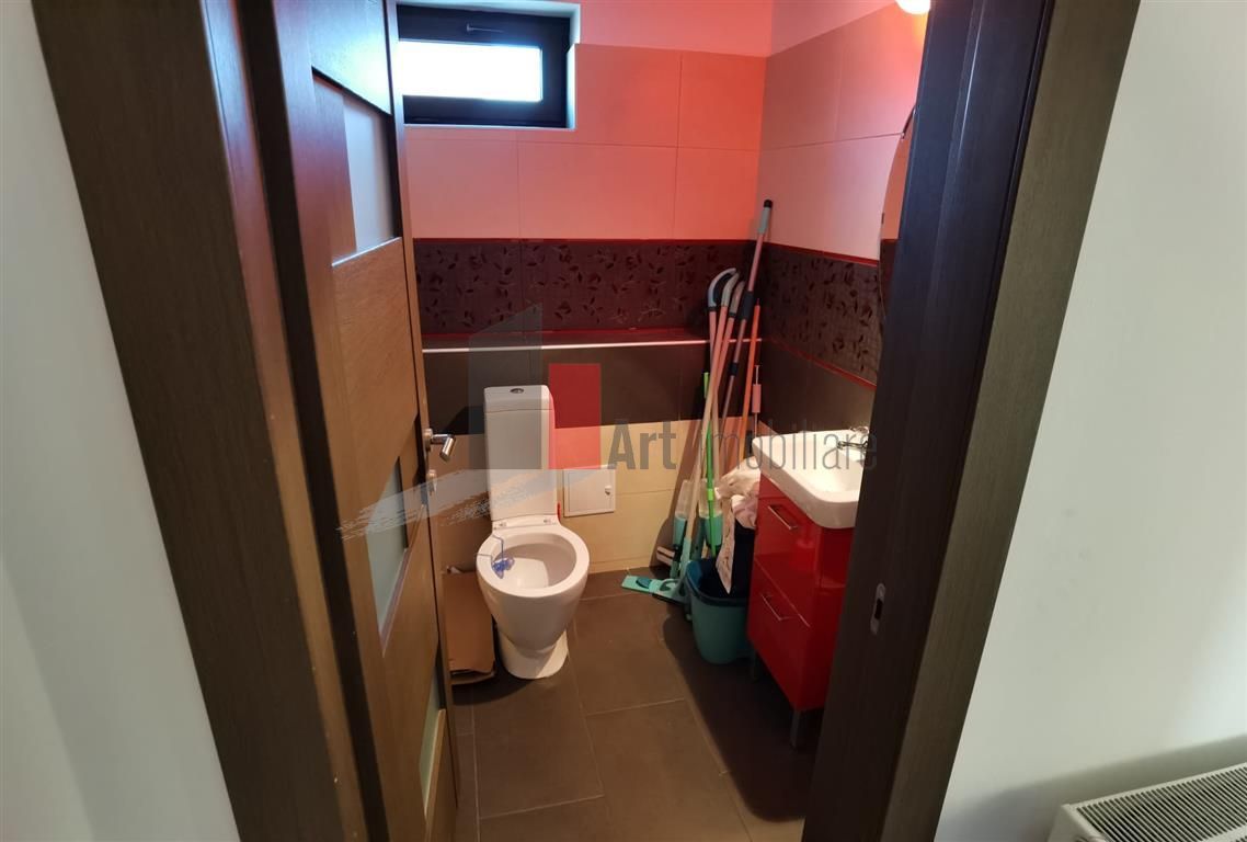 VIla 12 Camere Cernica independenta energetic - Poză 15