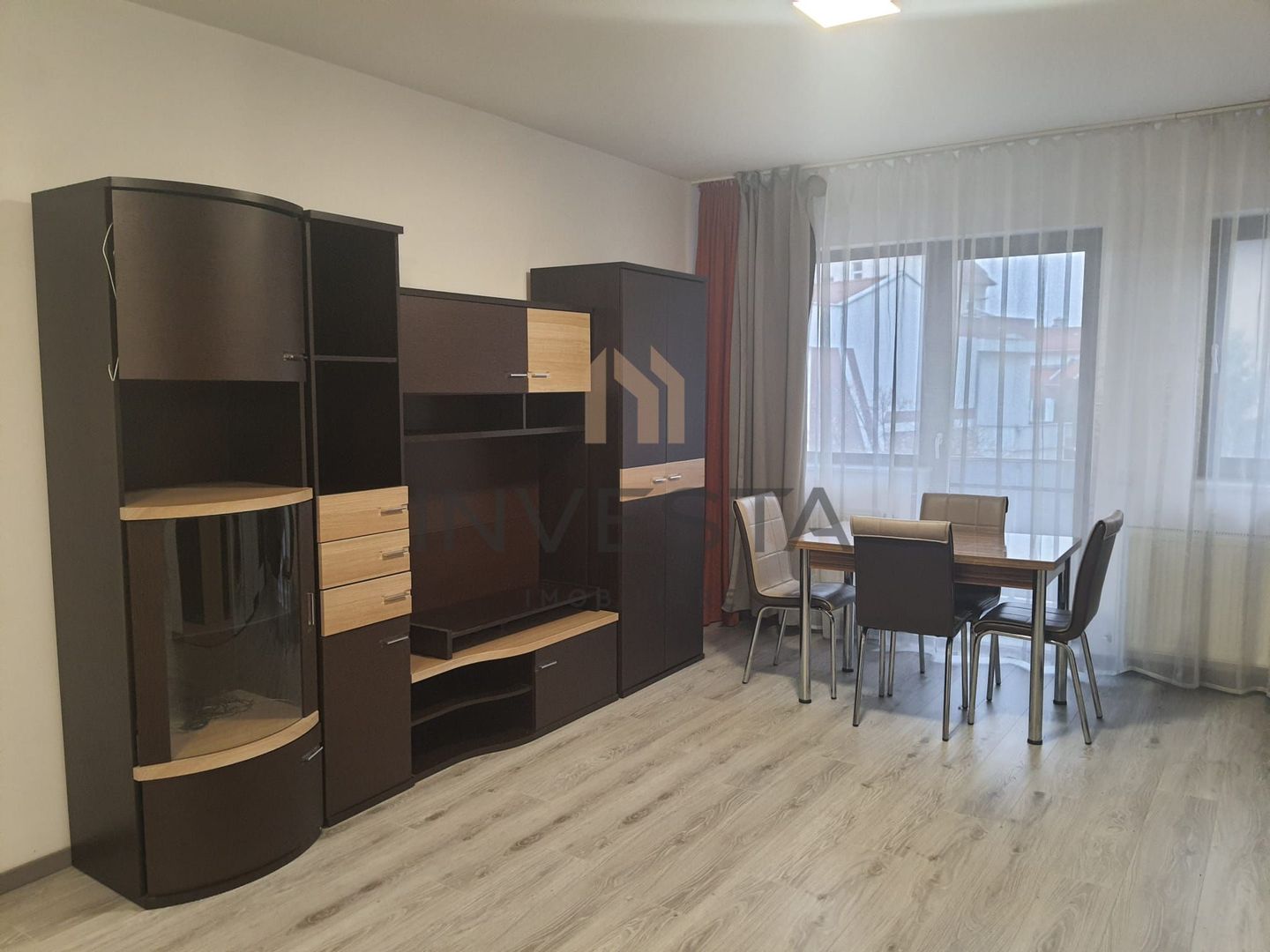 Apartament cu 2 camere, etaj intermediar, parcare, bloc nou, Centru! - Poză 1