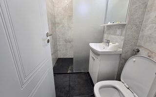 Apartament 2 Camere, Decomandat, Renovat, Zona Closca - Poză 3