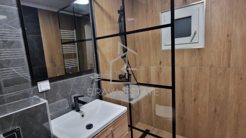 Apartament 3 camere ,decomandat, 62 mp, 2 balcoane, zona Floresti - Poză 12