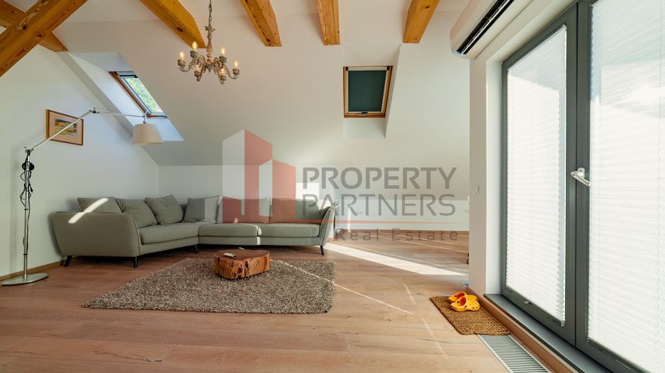 Apartament Duplex Elegant cu Terasă Panoramică – Dealul Cetății, Brașov - Poză 14