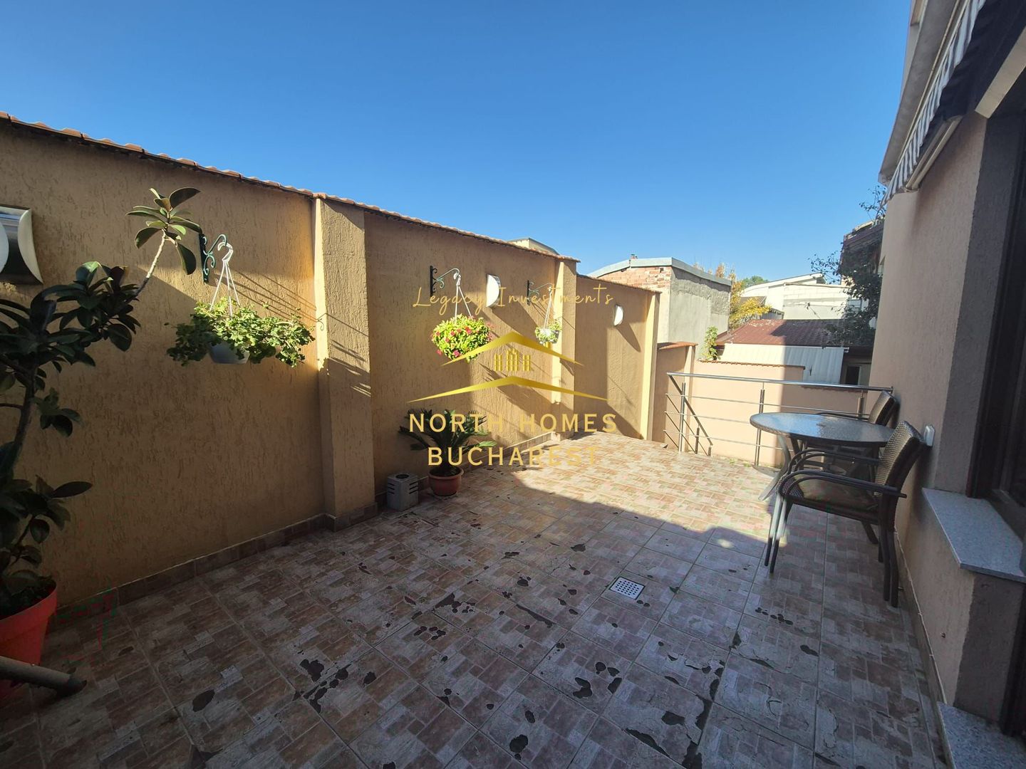 Ap 3 camere cu parcare subterana si curte in vila in zona Dămăroaia - Poză 8