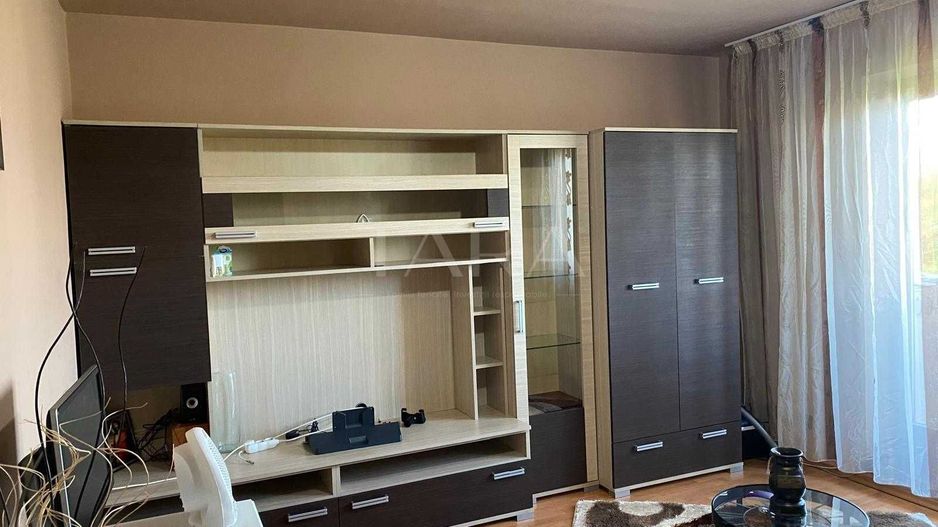 Apartament decomandat cu garaj individual subteran de 26 mp. - Poză 2